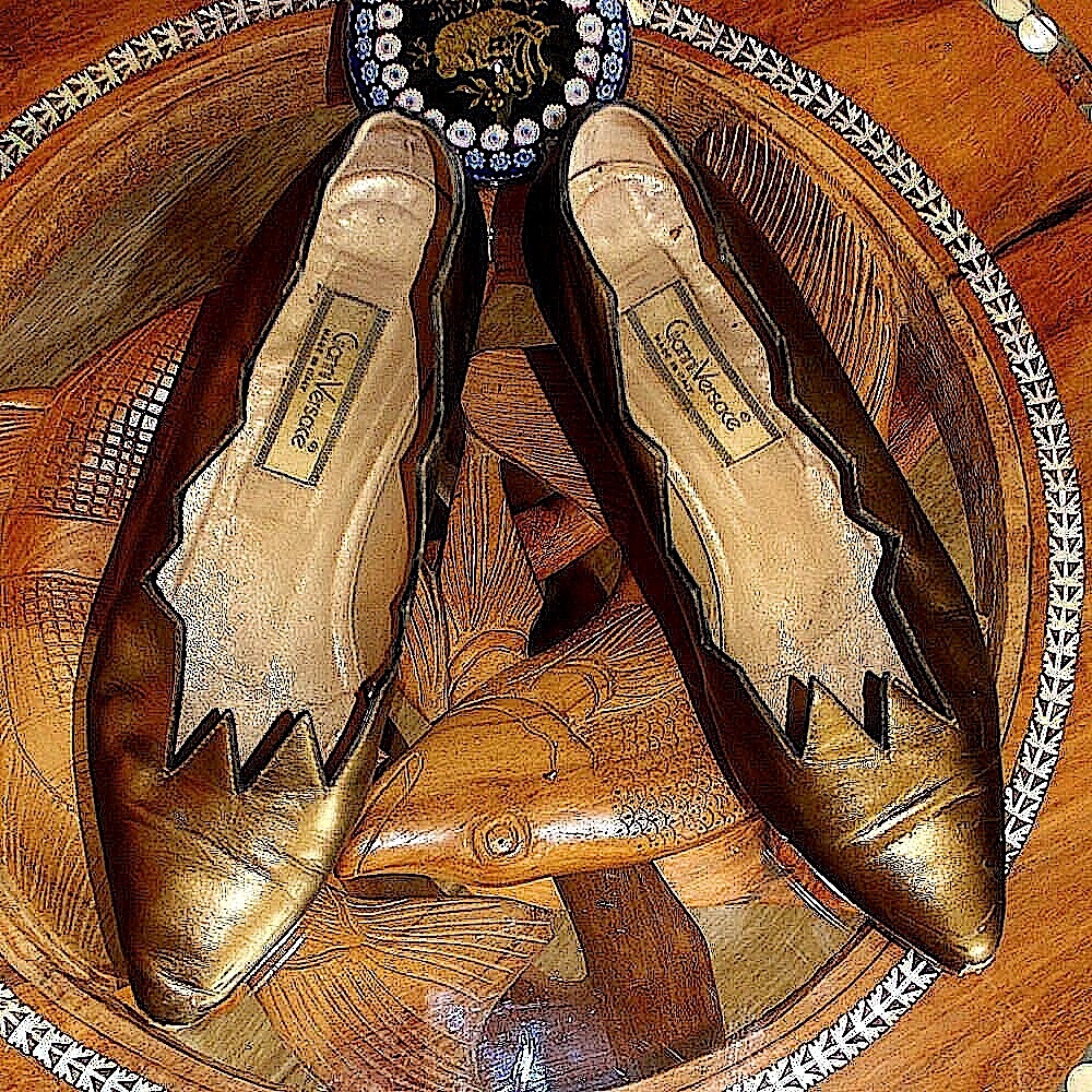 VERSACE Vintage 90's flats